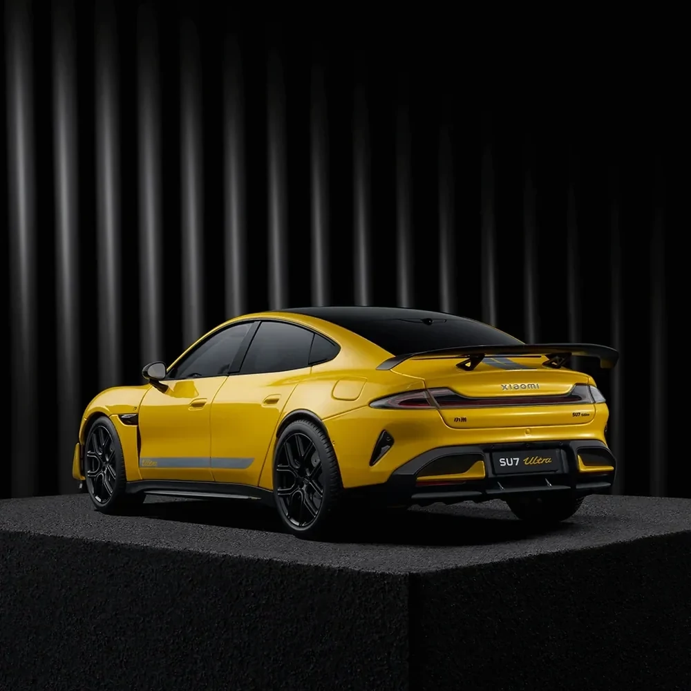 Xiaomi SU7 Ultra 1/18 Die-cast Model Car Lightning Yellow / BHR08KQGL